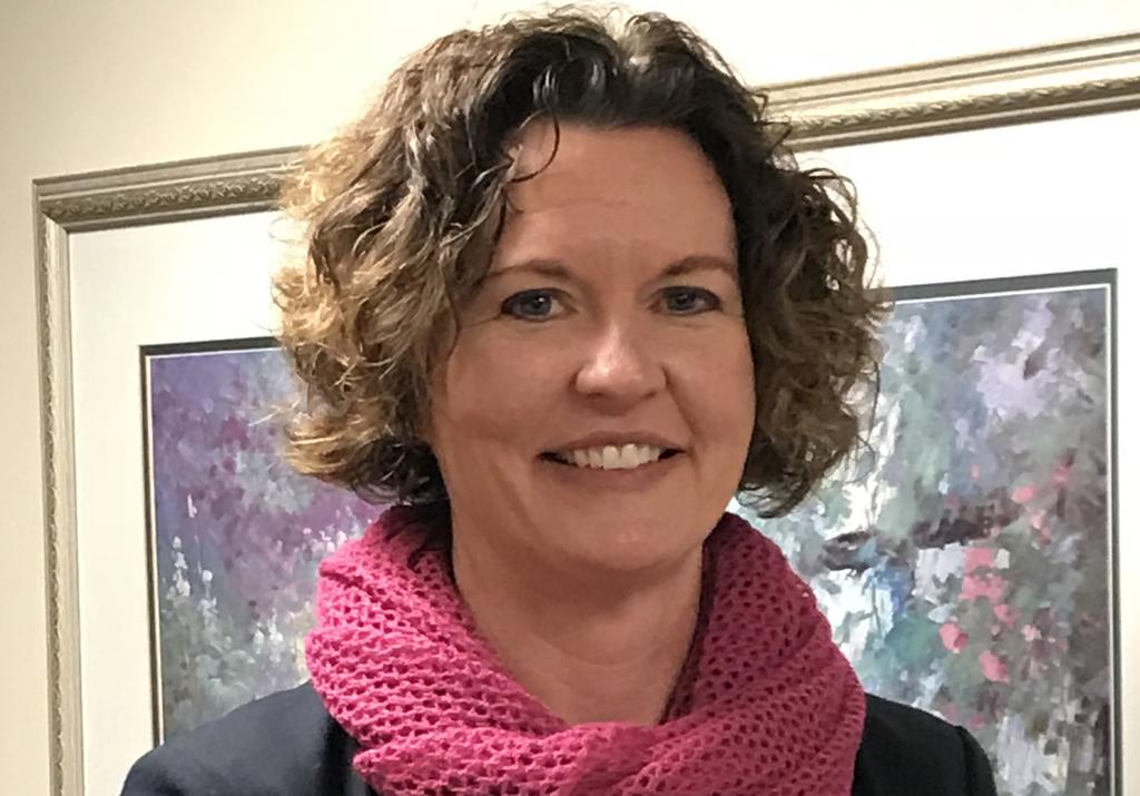 LAURIE ANZILOTTI TO JOIN HOLY COMMUNION AS SEMINIARIAN On February 10, 2019, Laurie Anzilotti will be joining the clergy team at Holy Communion as seminarian.