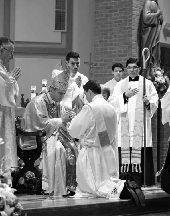8 Vocatios: Hearig the Call A December ordiatio BRIDGEPORT With sow fallig steadily outside the church, Bishop Frak J.