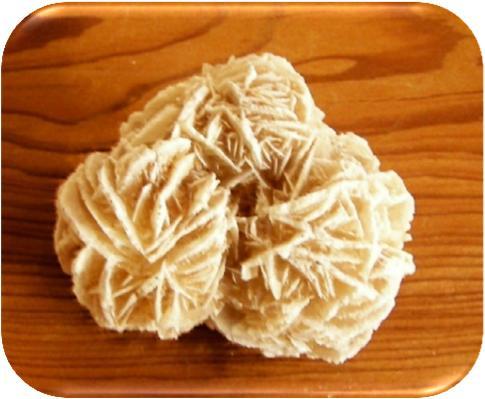 It is said, special Selenite Roses are Keepers of Secrets, revealing the secrets of the Great Pyramids of Ancient Egypt!