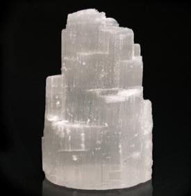 Crystal Healing Selenite: has a direct effect on the emotional body, and activates the aspect of our nature connected to our true spiritual feeling and path.