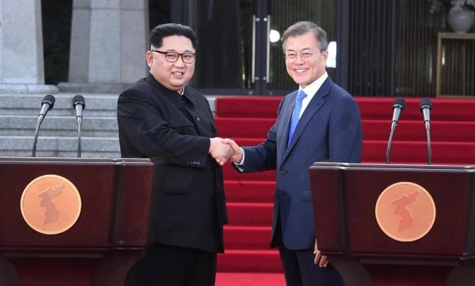 Their declaration included promises to pursue phased arms reduction, cease hostile acts, transform their fortified border into a peace zone and seek multilateral talks with other countries including