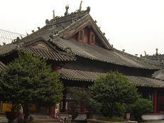 The location of Temple Park was an ashore place for going into the temple, its geography position being very important in Foshan old city.