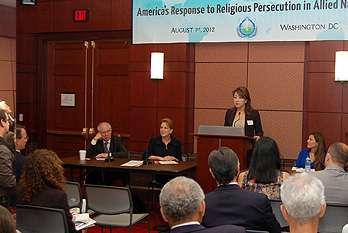 At a briefing in the U.S. Capitol, Rev. In Jin Moon, U.S. Congressman Danny Davis of Chicago, and a distinguished panel of human-rights experts called for the U.S. State Department to commence talks with the government of Japan on the issue of religious persecution of minority religions in Japan.