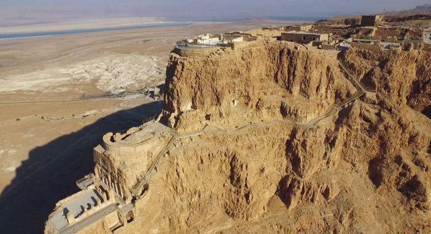 The Siege of Masada The last Jewish stronghold before the final Roman siege of the area.