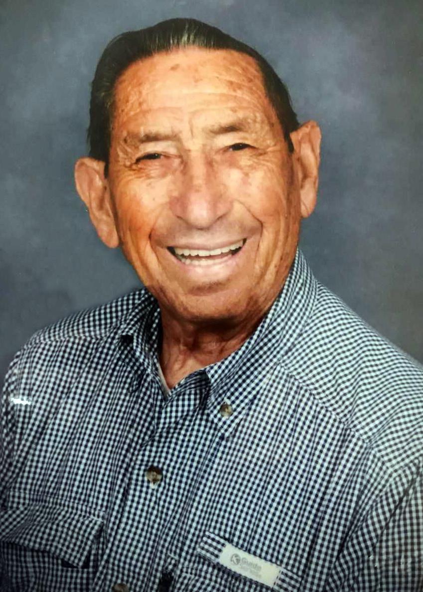 7 Joe Garza, Jr., 86, of Beaumont, died peacefully after a courageous fight with cancer on Wednesday, February 7, 2018. He was born on January 5, 1932, in Galveston, to Elisa and Joe Garza, Sr.