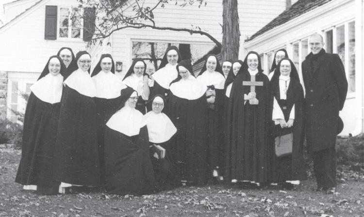 18 October 1964: our founding sisters, with M.