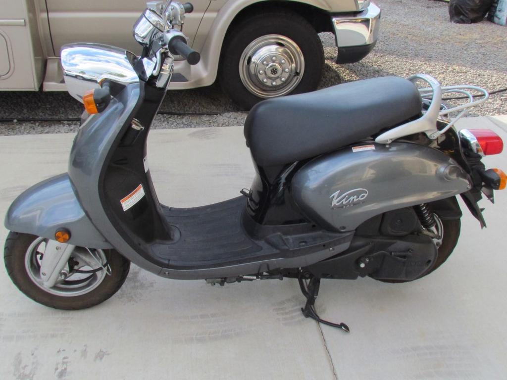 FOR SALE Yamaha Vino 125cc Scooter - $1850 This Yamaha Scooter is about as clean and sharp as can be. It's a two-owner unit with just over 2,695 original miles on it.