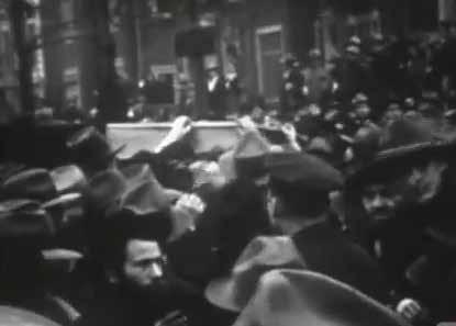 Shortly thereafter, dancing Chassidim appeared in the video. 4 The Rebbe pointed to one of them who was wearing a spodik, and said: This is Reb Itche der Masmid Soon you ll see him dancing.