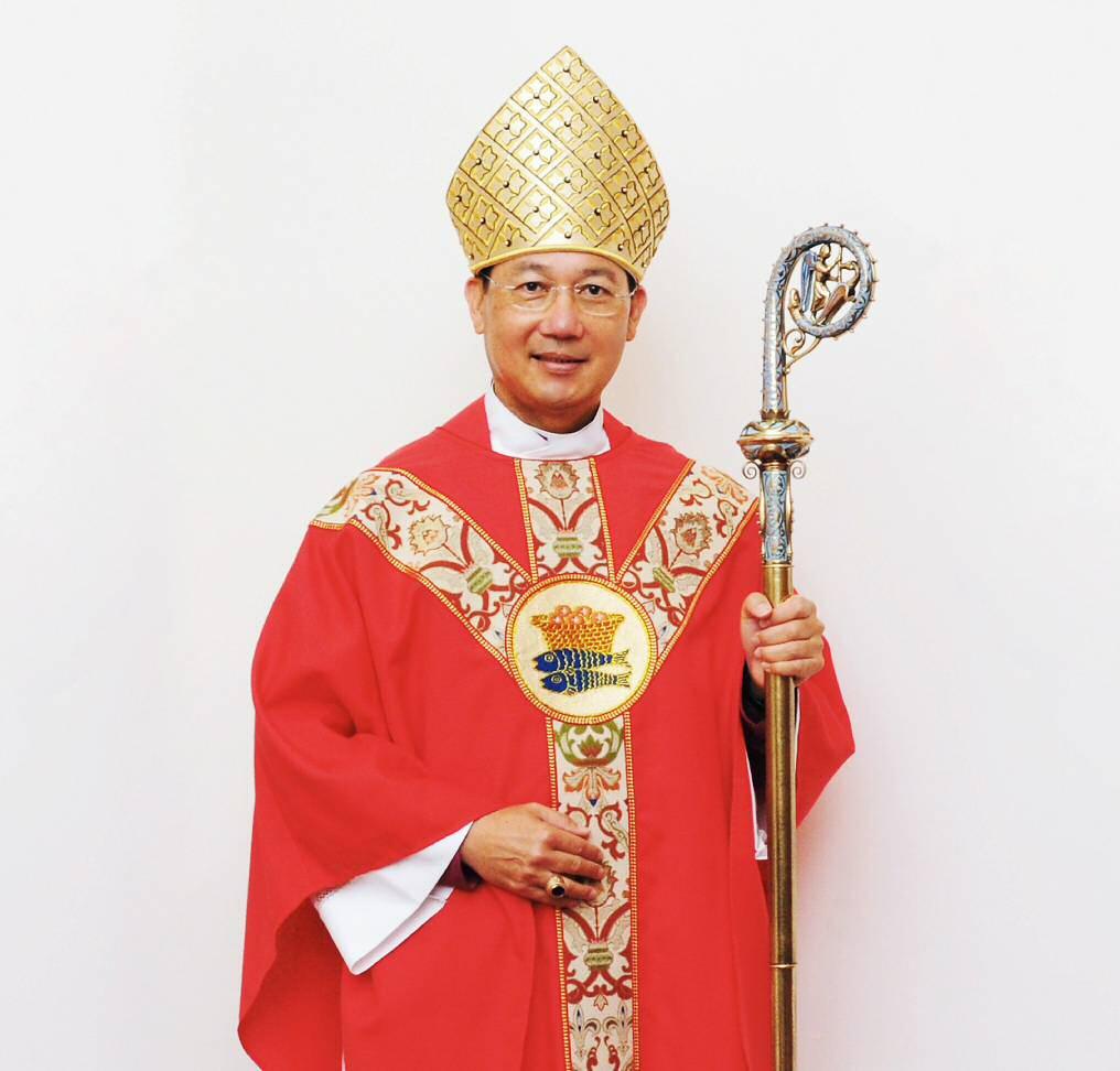 Notes from the Pulpit By Rev Lam Chun Wai Director of the Lay Training Programme at Ming Hua chaplain in every one of the Church's schools.