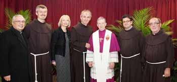 Naime prvi put u povijesti novi nadbiskup Chicaga preuzima dužnost za života dosadašnjeg nadbiskupa.