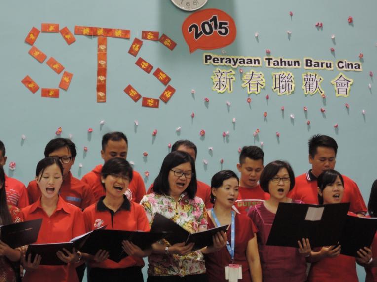 Happy Chinese New Year! Gong Xi Fat Chai! The seminary here has three departments: English, Bahasa Malaysia, and Chinese. It is one community and together celebrates the holidays of each department.