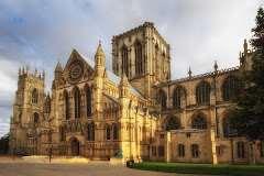 England, the seat of the Anglican Bishop of Durham. Mass at Church. Transfer to York from Durham (2hrs 123km).