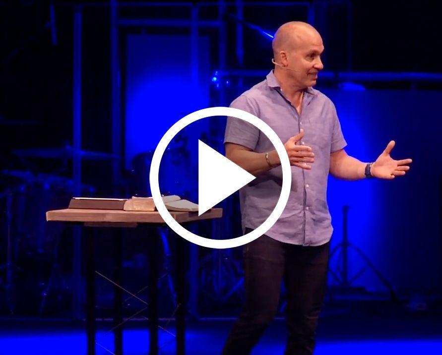 WATCH VIDEO CLIP, Pastor Raúl Latoni Can you tell of a time you made a decision based on Scripture? Have you ever felt inclined to perform a selfless act that isn t specifically required by the Bible?