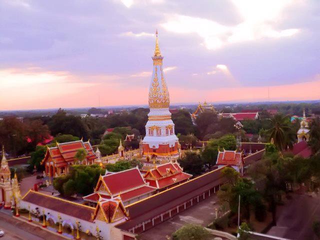 Transfer to Nakhon Phanom Province.