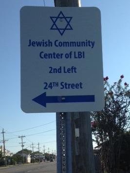 Jewish Community Center of Long Beach Island E-Letter September 11, 2015 27 Elul 5775 Our new sign on the Boulevard, just south of the Buccaneer Motel.