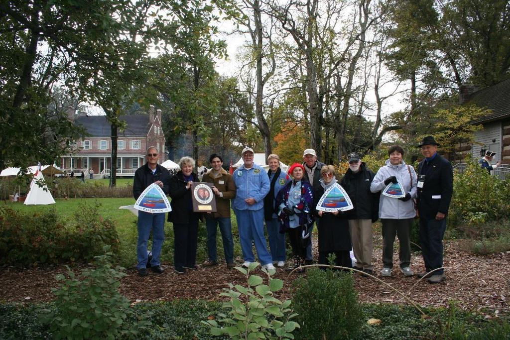 ~~~~~~~~~~~~~~~~~~~~~~~~~~~~~~~~~~~~~~~~~~~~~~~~~~~~~~~~~~~~~~~~~~~~~~~~~~~~~~~ OHIO RIVER CHAPTER MEMBERS RECEIVES LCTHF AWARD Mike Losech recently was presented the Lewis and Clark Trail Heritage