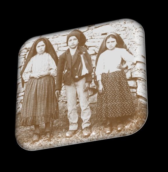 For the Greater Glory of God and the Salvation of Souls Note: All the material to produce this little pamphlet was taken mainly from Sister Lucia s Memoirs in the book, Fatima in Lucia s own words,
