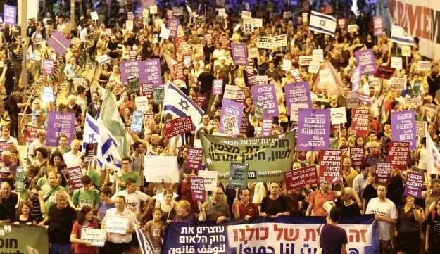 Thousands of Israelis protesting against the passage of the nation-state bill.