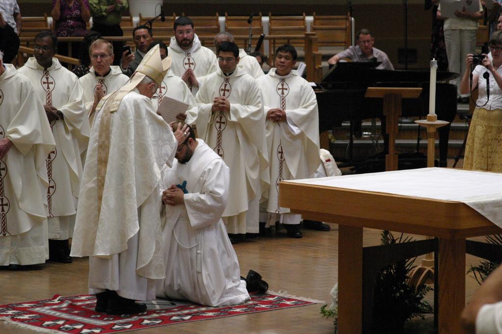 Fr. Graham (Continued from page 1) have been the most inexplicable, humbling, and powerful experiences of my life. How does your priesthood help you to fulfill a uniquely Norbertine vocation?