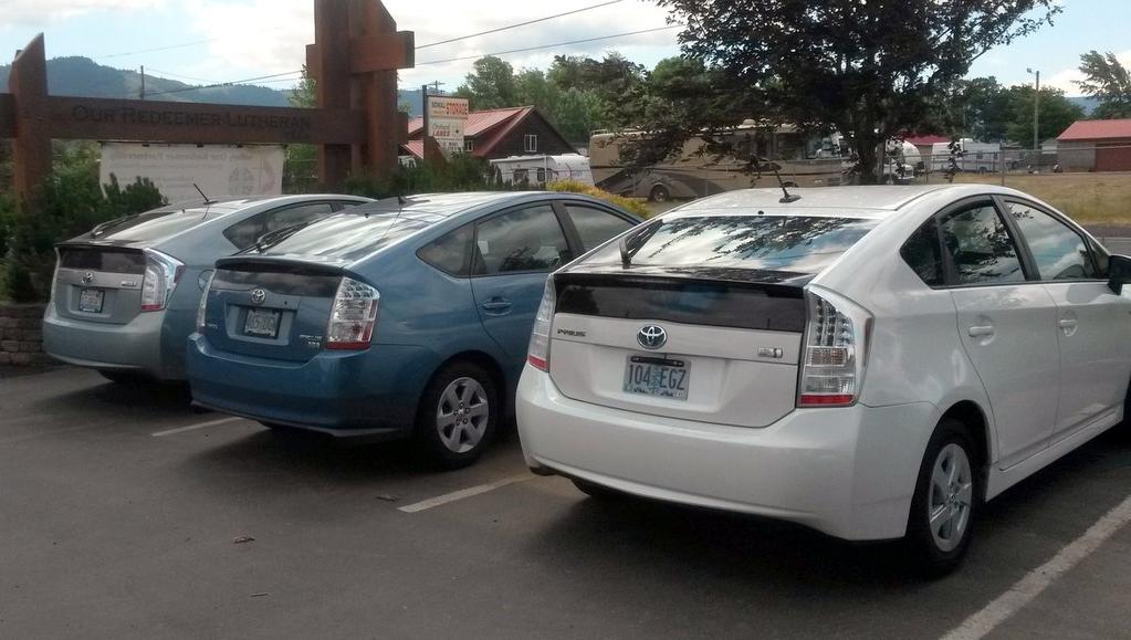 NOTES-N-NEWS Prius [pree-uh s] Noun 1. "that which takes precedence," noun use of L atin neuter of prior "former,earlier"the hybrid car debuted in 1997in Japan, 2001 in U.S. an d Europe.