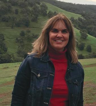 Connect to the spirit of the land... Your guide is the wonderful Amanda Hobley, an experienced Body Talk practitioner and Naturopath from Perth, Western Australia.