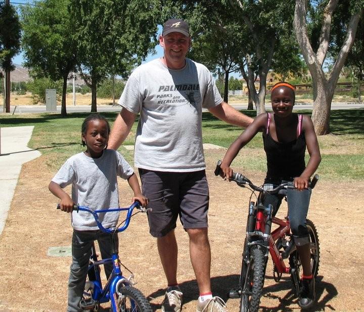 4 TYPE TITLE HERE Worship Pastor Has Neighbors Singing With Joy Over Fixed Bikes Pastor Ken began hanging out with the AVHG park community earlier this year and it wasn t long before he saw and heard