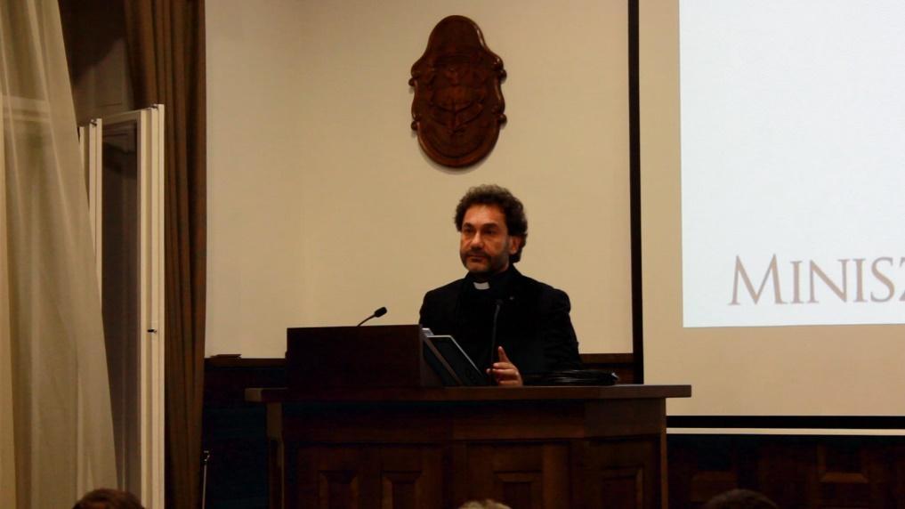 -On Thursday, Oct. 11, 2018, a public lecture entitled Faith for Peace and Reconciliation was held at the Károli Gáspár University (KRE) of RCH.
