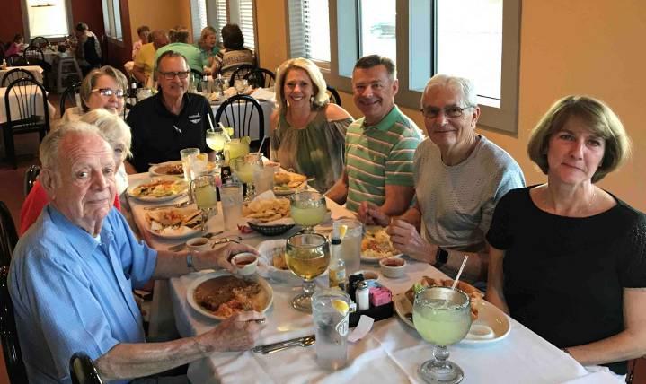 Glenn and Bonnie Beavers, John and Elizabeth Hawley, Mike and Mary Kirk joined Lorrie and I for dinner at Pulido s Mexican restaurant on Friday evening.
