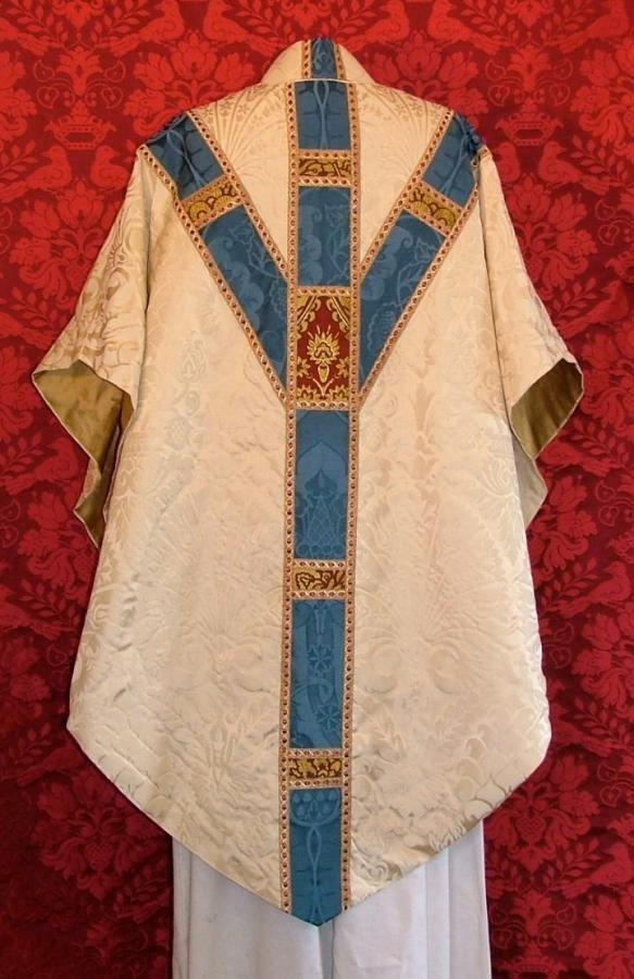 White Stole White Chasuble and Stole