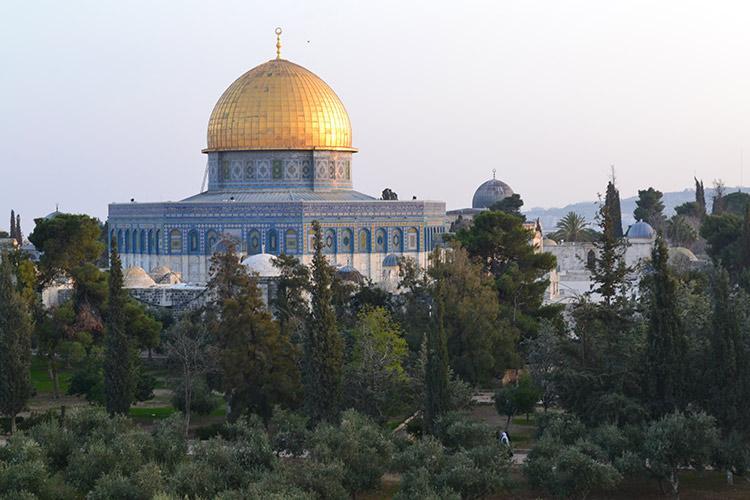Dome of the Rock, Jerusalem, reconsecrated as an Islamic shrine when Jerusalem was retaken by Saladin in 1187.