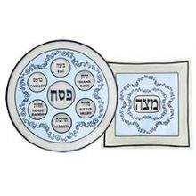 SETS Glass Passover Seder and Matzah Tray - Classic A true classic Seder and Matching Matzah tray set.