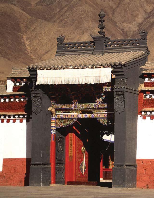 Tibet Culture Interlude Travel to the Roof of the World, starkly beautiful and isolated plateau offer a richness of religious and cultural traditions and an amazing diversity of art and architecture.