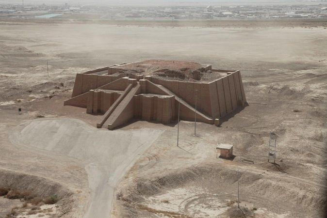 Ziggurat, Ur, Iraq 2100bce https://youtu.be/rg1kfooa5hm Mud brick construction.