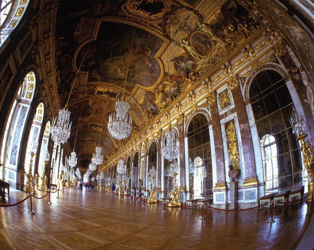 The Hall of Mirrors, palace at