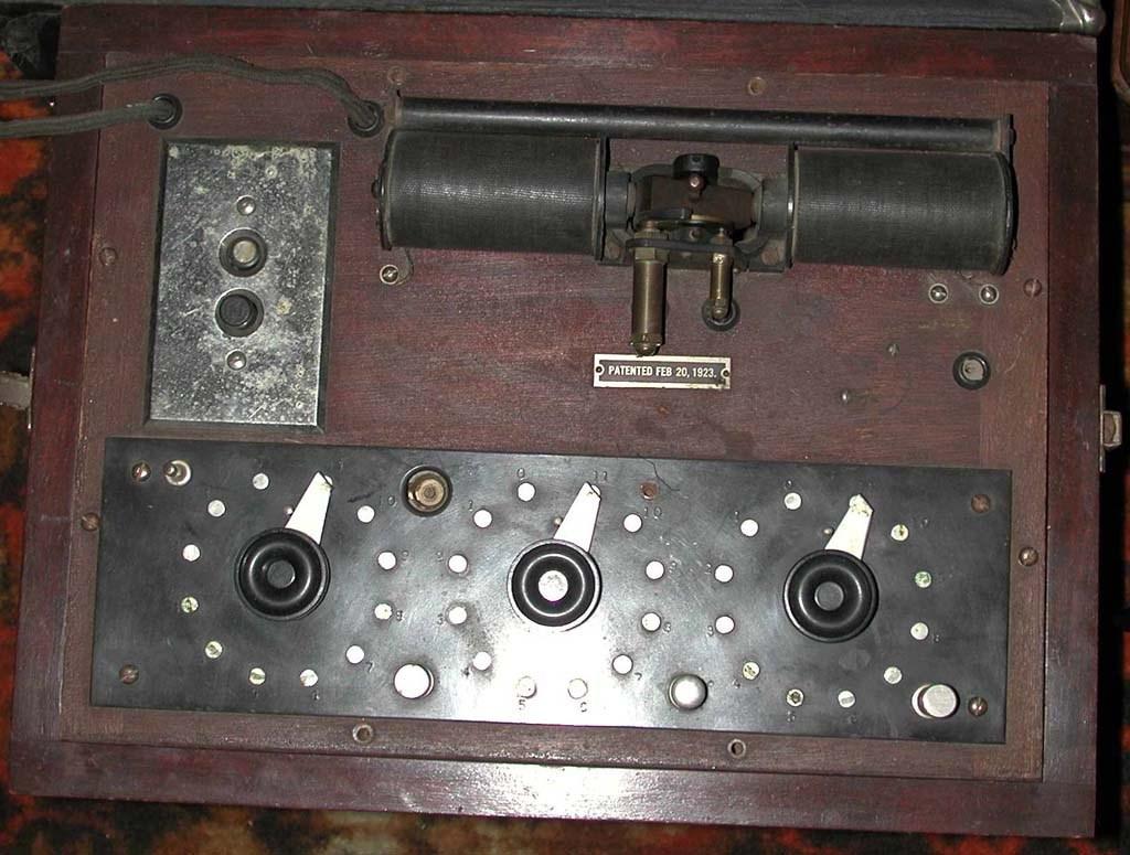 The Turn of the Century Electrotherapy Museum Electronic Reactions of Abrams http://electrotherapymuseum.com Frank Jones: Abram's Oscilloclast Dr.