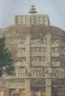 A so-called Asoka pagoda usually shows ree-storied towers.