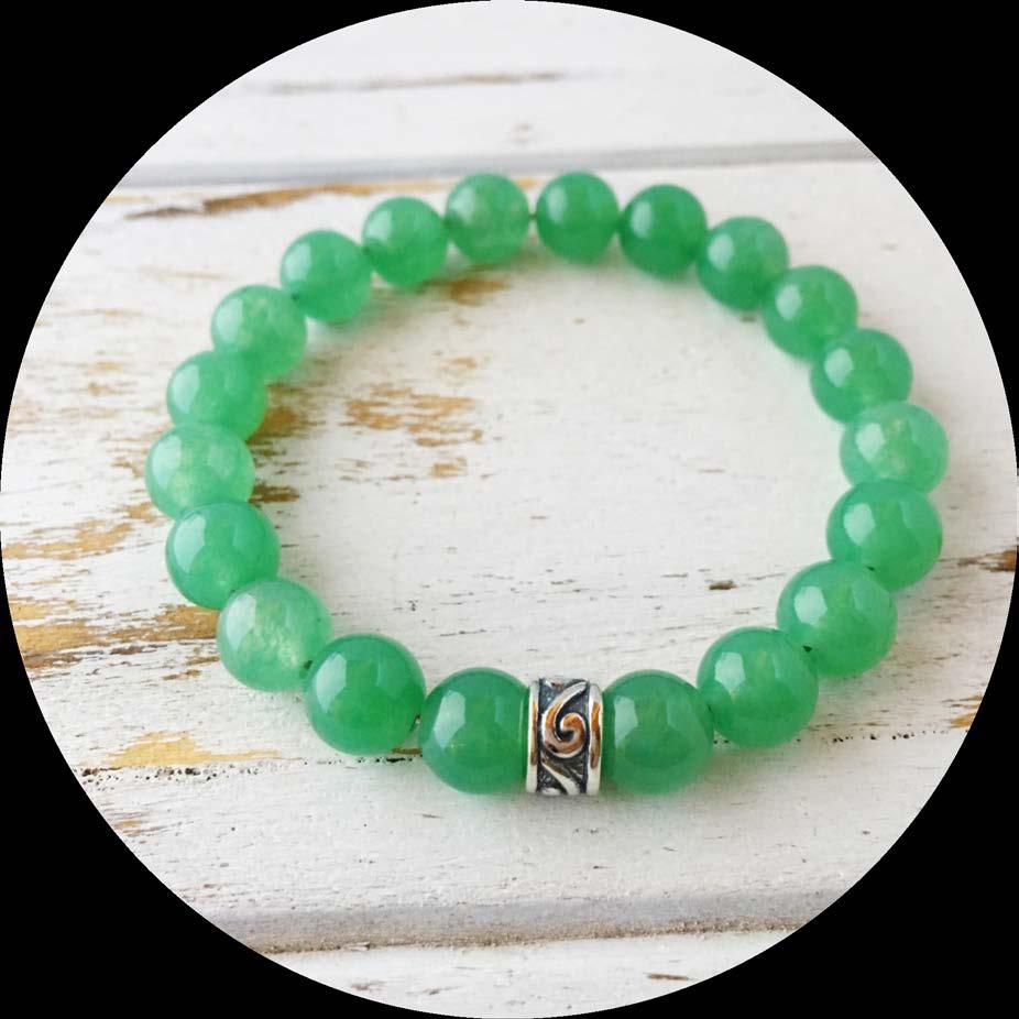 Green Aventurine Aventurine benefits the thymus gland and nervous system. It balances blood pressure and stimulates the metabolism, lowering cholesterol.