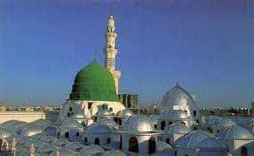 When Allah has enabled a person to come to the land of Al_Harmain, it is recommended practice for him to go to Al_Madinah Al_Munawwarah to pray in the Prophet s