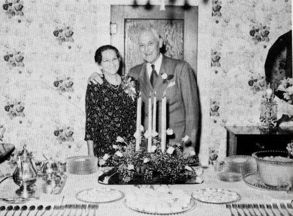 Golden Wedding of Florence Alice and John Wesley Cox Florence Alice Jared 5 (Moses Alexander 4, Moses 3, William 2, John 1 ) born 12 July 1880; died 13 November 1957; md 16