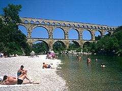 In order to maintain the water at the same slope, some aqueducts had to run on high arches, while others ran along the ground in stone