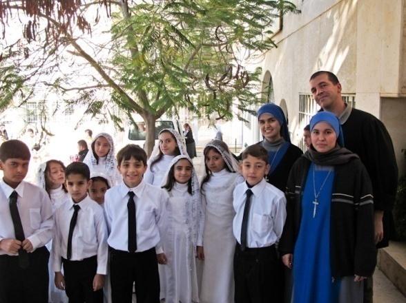After 8 Years of Waiting, Young Christians Leave Gaza for Easter GAZA (March 24, 2016) The Israeli authorities granted the necessary permits to Christians to leave the Gaza Strip in order to take