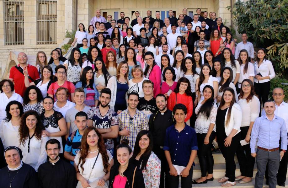 Choirs Gather in Taybeh TAYBEH Friday, June 17, 2016 Members of the parish choirs in the districts of Jerusalem, Bethlehem, Ramallah and Nablus, met in Taybeh for a special day dedicated to the