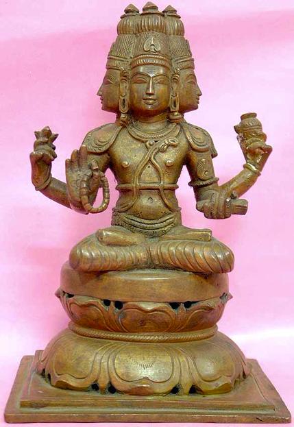 Brahma 4 heads, 4 faces, 4 arms Unlike other gods, he has no weapons but holds symbols of knowledge and creation: Ladle to feed the sacrificial fire A