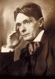 5 Who was Rudolf Steiner? Looking at the scope, depth and far reaching influence of Steiner s work it comes as no surprise that he has been compared to figures like Aristotle and Thomas Aquinas.