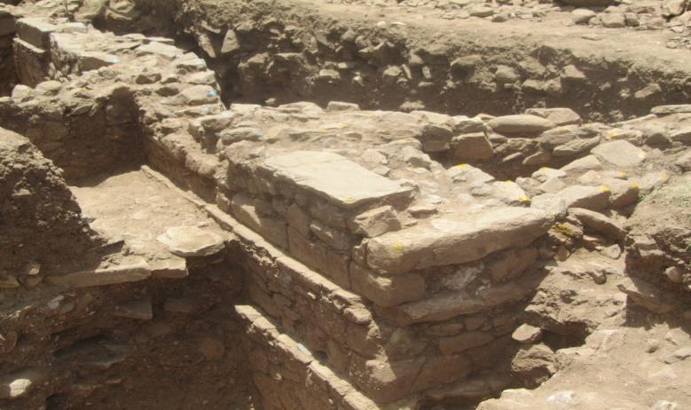 It seems to be a feature of the Western Tigray. Pillars are more common that we find here. Adigrat University: The excavation is still going on for the last decade.