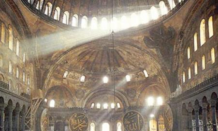 #52 Hagia Sophia, interior. Constantinople (Istanbul). Anthemius of Tralles and Isiodorus of Miletus. 532-537 CE. Brick and ceramic elements with stone and mosaic veneer.