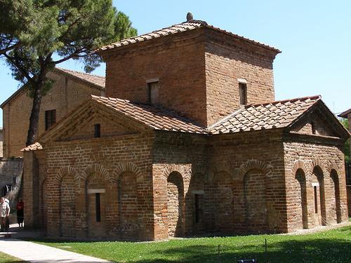 Early Christian Art Ravenna = Capital of Western Roman Empire Former