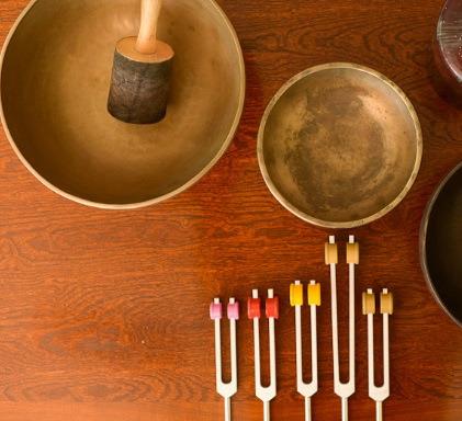 Woo woo supply list- Tuning forks- Are another way you can cleanse your space and energy using the vibration of sound waves. There are many different tones and frequencies for tuning forks.