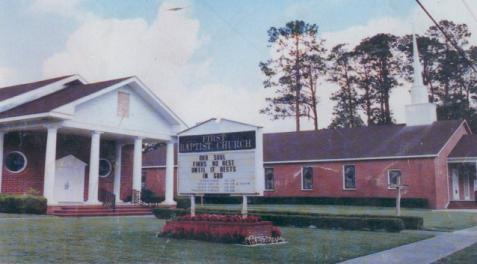 In February 1967 the church voted to construct a new pastorium on South Sixth Street (this pastorium is currently being used today).