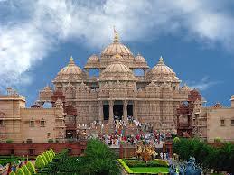 Akshardham Narayana temple is presenting an iconic view for all tourists who visit Delhi. As per the research 70% of total visitors of Delhi are visiting the Akshardham temple in every year.